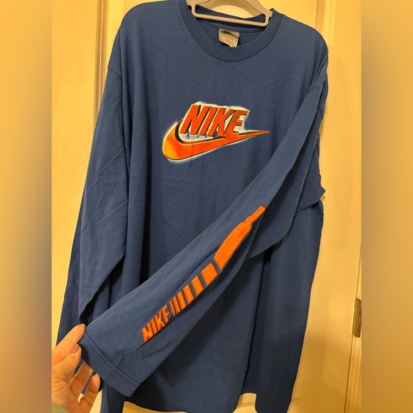 Nike XL long sleeve tshirt, EUC, big and tall - Picture 3 of 8